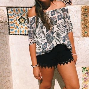 Vince Camuto Off the Shoulder Tunic